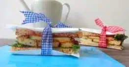 Herzhaftes Dinkel-Sandwich mit Sesam-Tofu